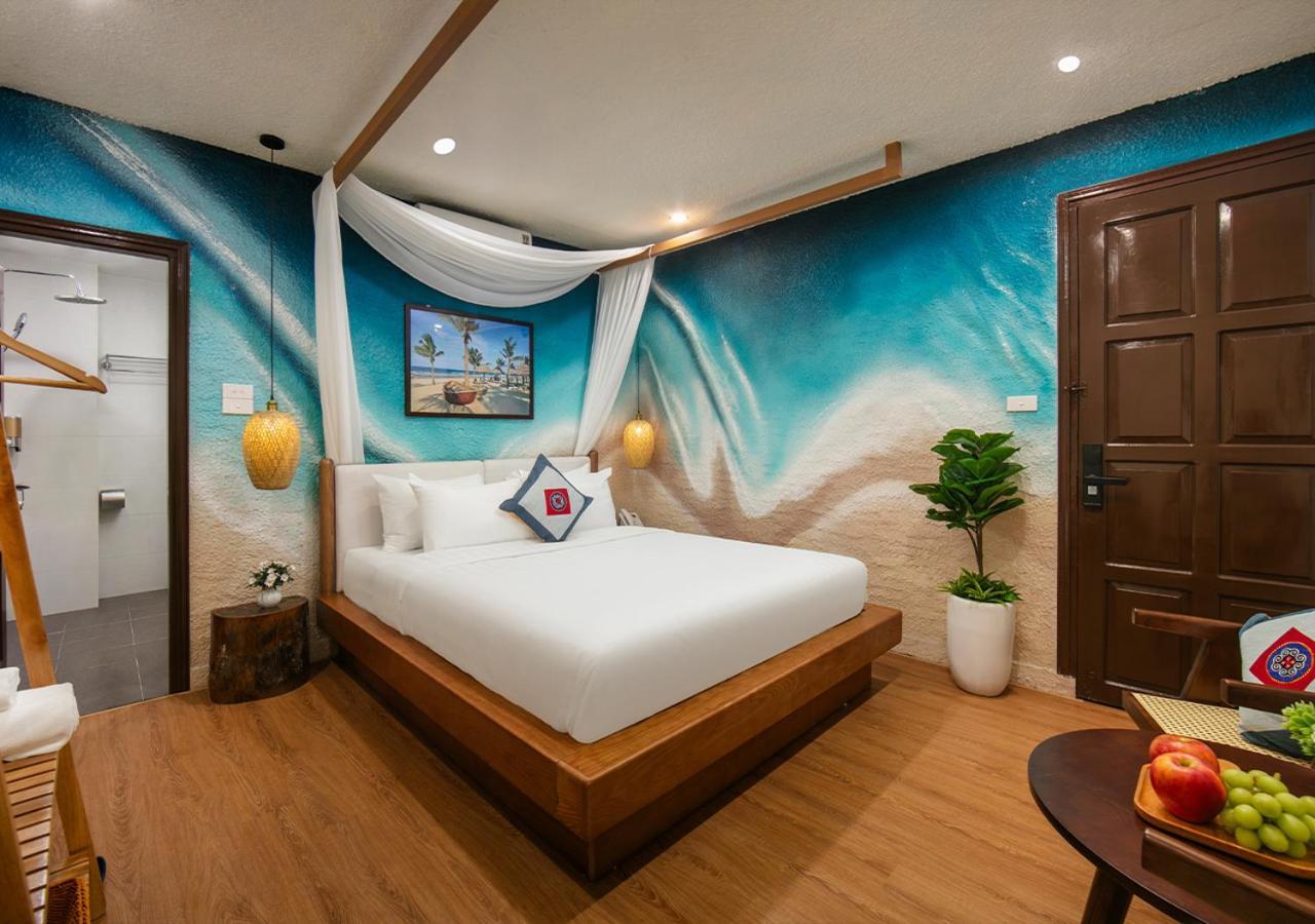 Wanderlust Station *